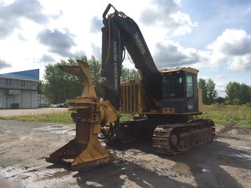 John Deere Multifonctionnelle sur Chenilles 753G